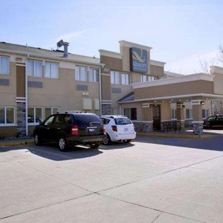 Quality Inn & Suites Des Moines Airport Екстер'єр фото