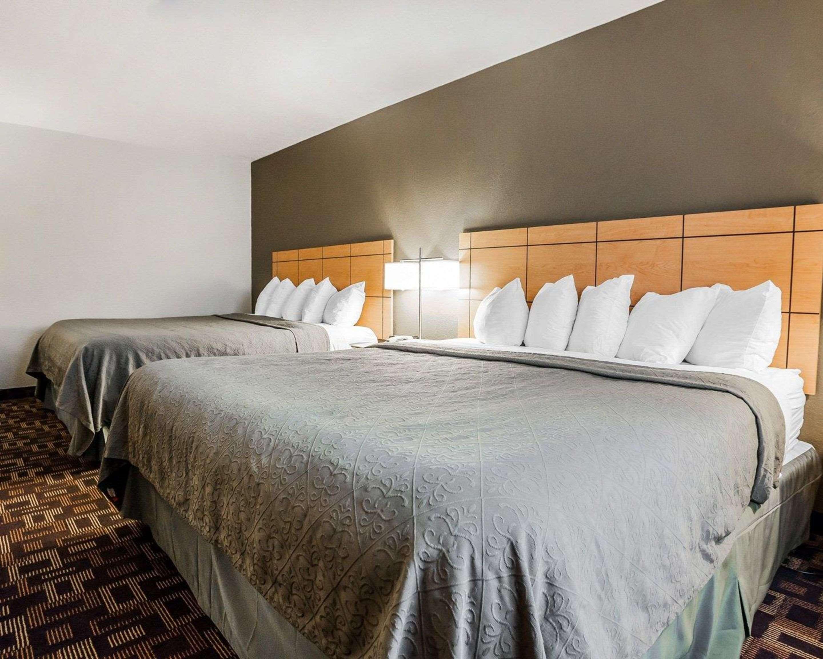 Quality Inn & Suites Des Moines Airport Екстер'єр фото