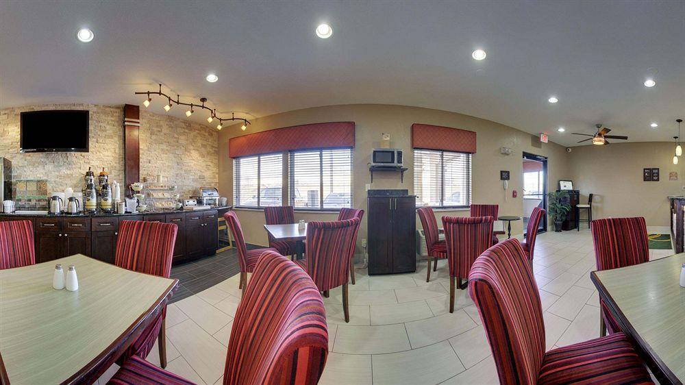 Quality Inn & Suites Des Moines Airport Екстер'єр фото