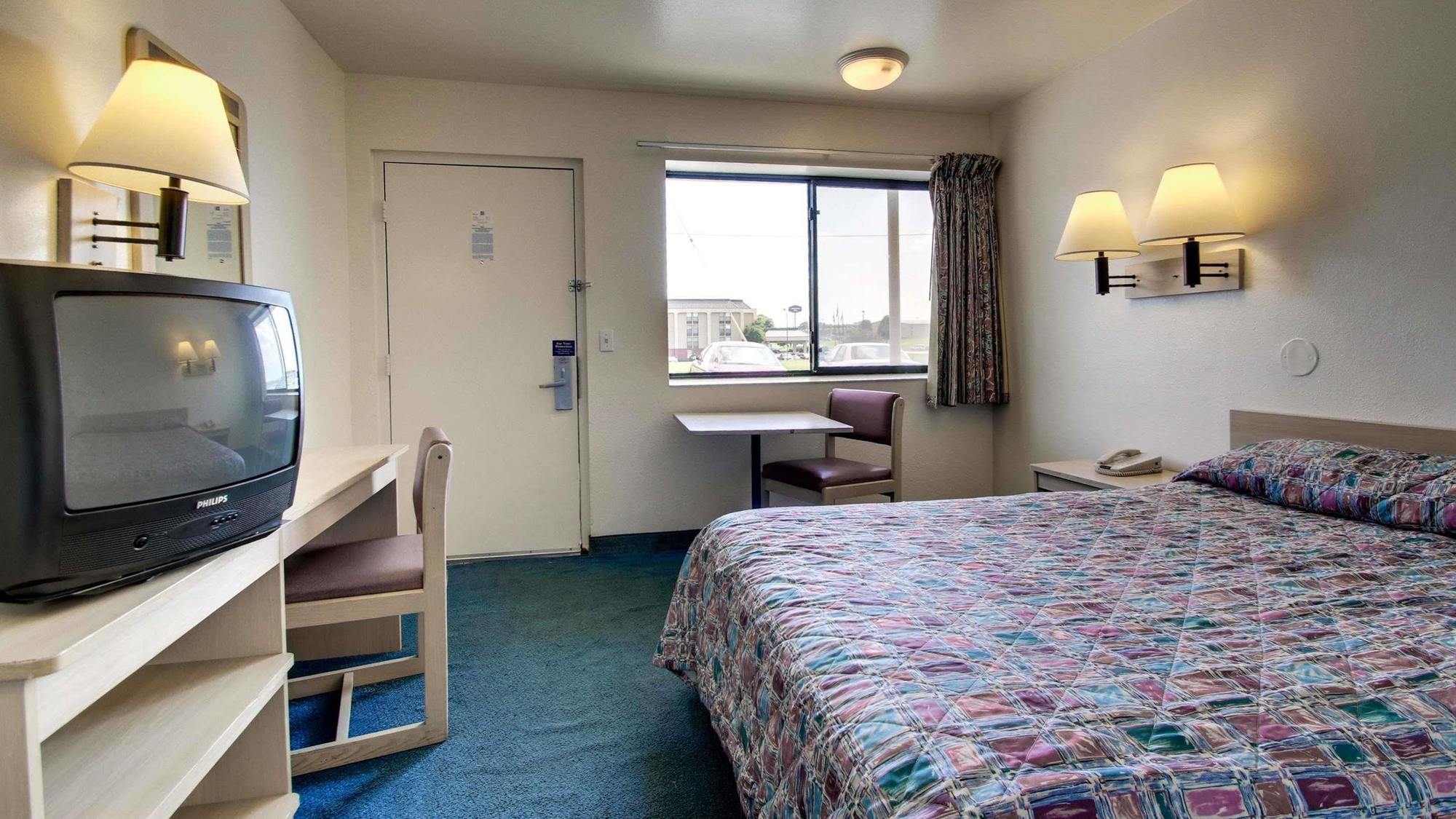 Quality Inn & Suites Des Moines Airport Екстер'єр фото